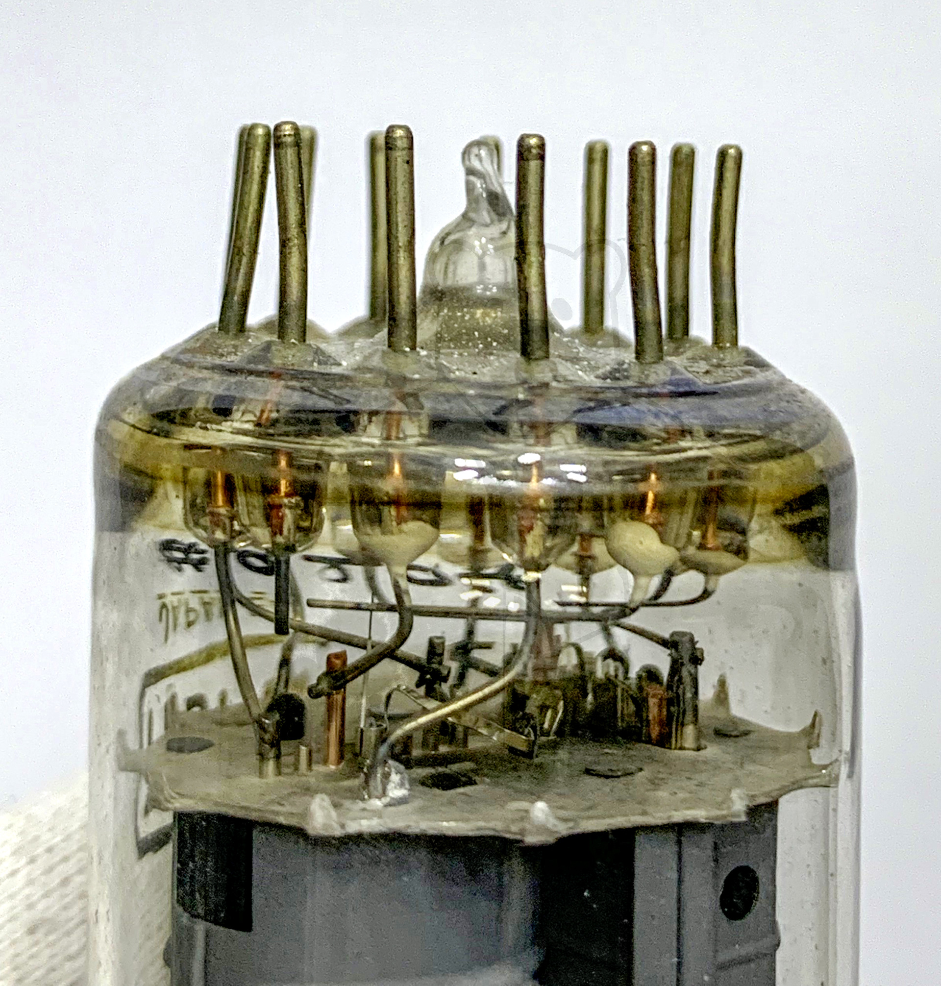 Röhren mit: Compactron, 12pol.